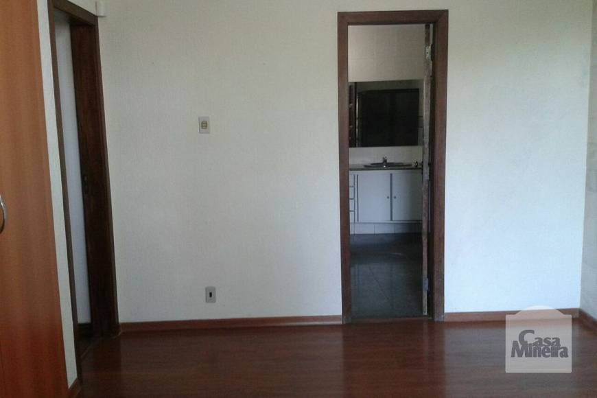 Foto 2 de Casa com 5 Quartos à venda, 465m² em Serra, Belo Horizonte