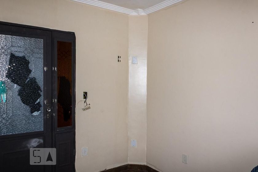 Foto 1 de Casa de Condomínio com 2 Quartos para alugar, 100m² em Campo Grande, Rio de Janeiro