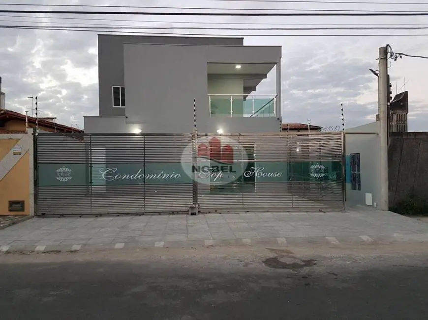 Foto 1 de Casa de Condomínio com 2 Quartos para alugar, 55m² em Santa Mônica, Feira de Santana