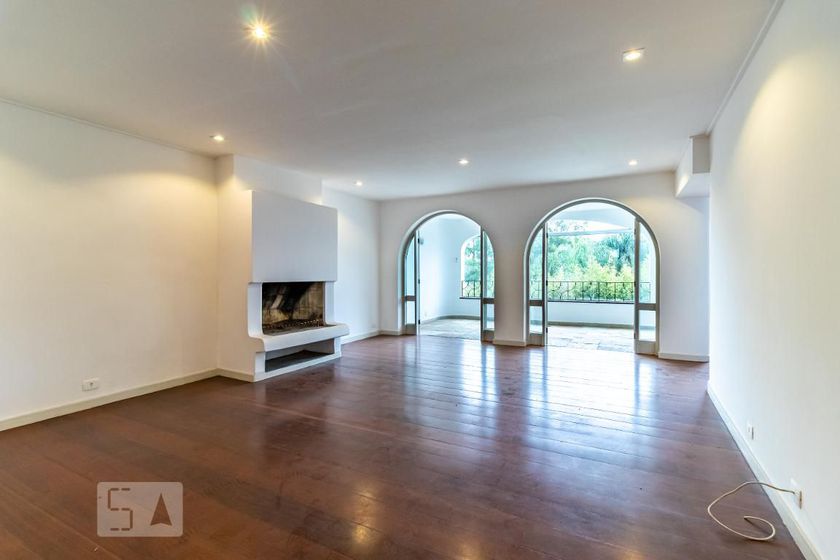 Foto 1 de Casa de Condomínio com 4 Quartos para alugar, 496m² em Jardim Marajoara, São Paulo