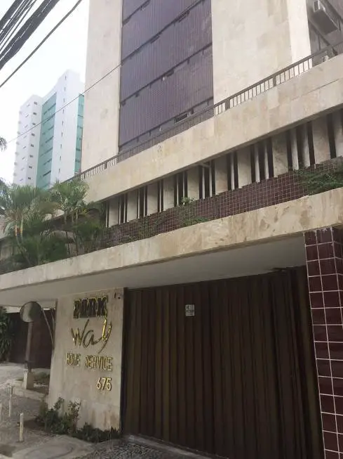 Foto 1 de Flat com 1 Quarto para alugar, 40m² em Boa Viagem, Recife