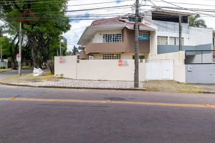 Foto 1 de Sobrado com 3 Quartos à venda, 137m² em Portão, Curitiba