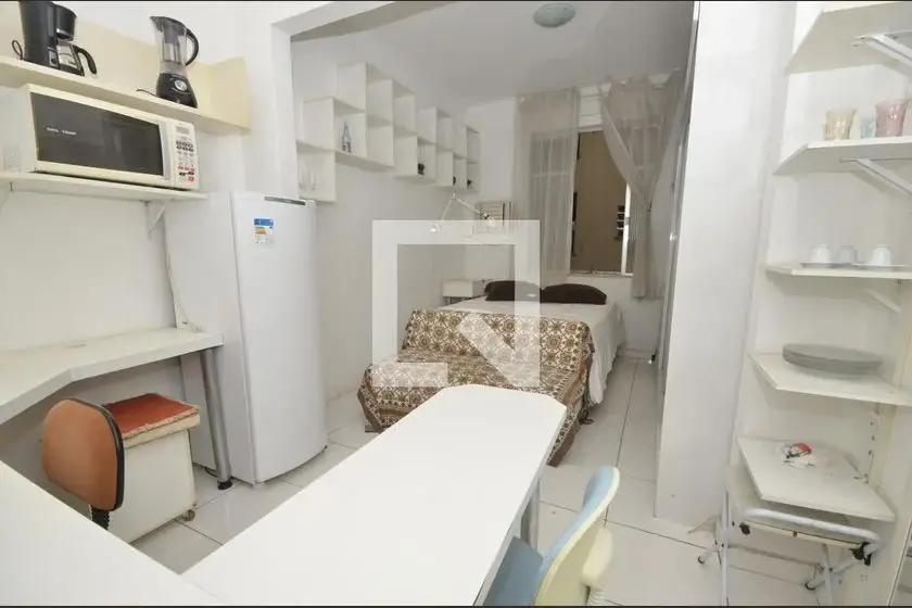 Foto 1 de Apartamento com 1 Quarto para alugar, 25m² em Botafogo, Rio de Janeiro