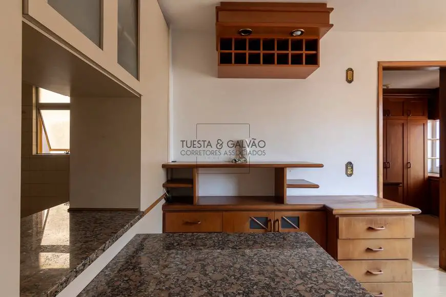 Foto 5 de Apartamento com 1 Quarto à venda, 31m² em Cristo Rei, Curitiba