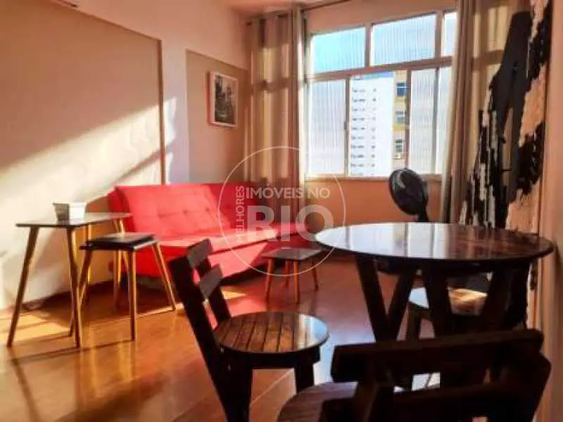 Foto 2 de Apartamento com 1 Quarto à venda, 40m² em Grajaú, Rio de Janeiro