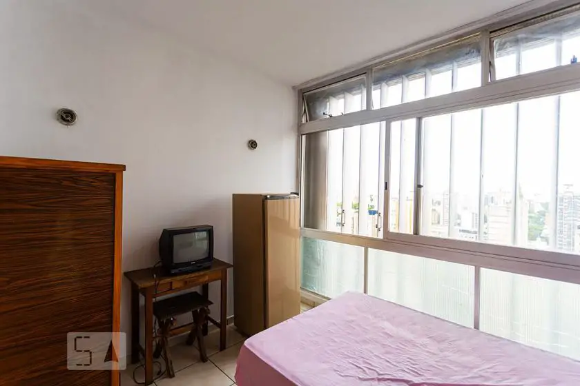 Foto 1 de Apartamento com 1 Quarto para alugar, 25m² em Santo Agostinho, Belo Horizonte