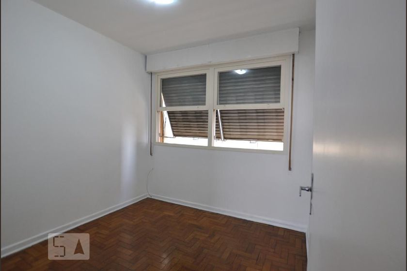 Foto 5 de Apartamento com 2 Quartos para alugar, 48m² em Cambuci, São Paulo