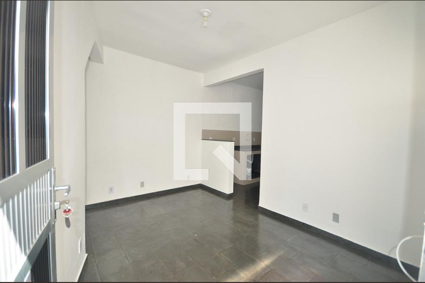 Foto 1 de Apartamento com 2 Quartos para alugar, 50m² em Fonseca, Niterói