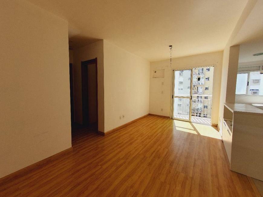 Foto 2 de Apartamento com 2 Quartos para alugar, 58m² em Jardim Carvalho, Porto Alegre