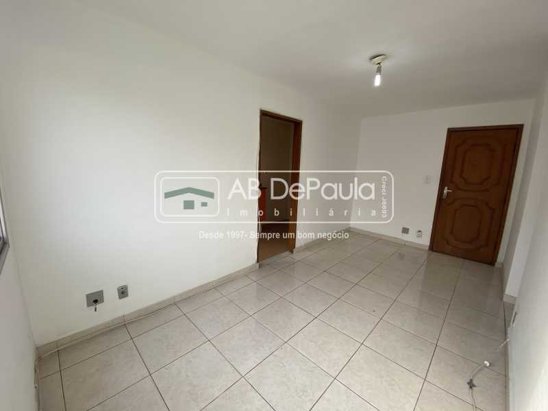 Foto 3 de Apartamento com 2 Quartos para alugar, 47m² em Jardim Sulacap, Rio de Janeiro