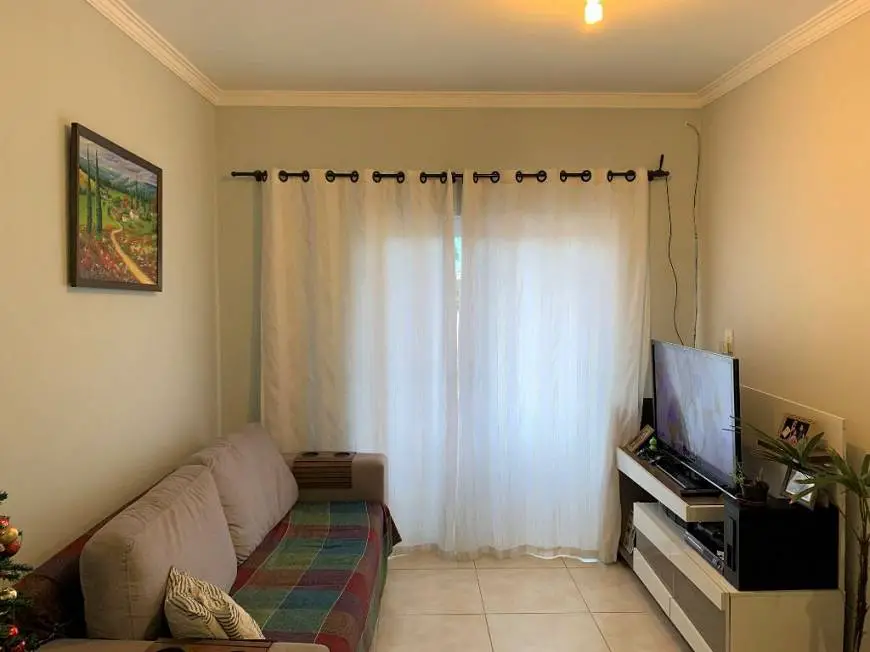Foto 2 de Apartamento com 2 Quartos à venda, 70m² em Uvaranas, Ponta Grossa