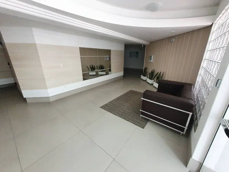 Foto 4 de Apartamento com 3 Quartos para alugar, 88m² em Barreiros, São José