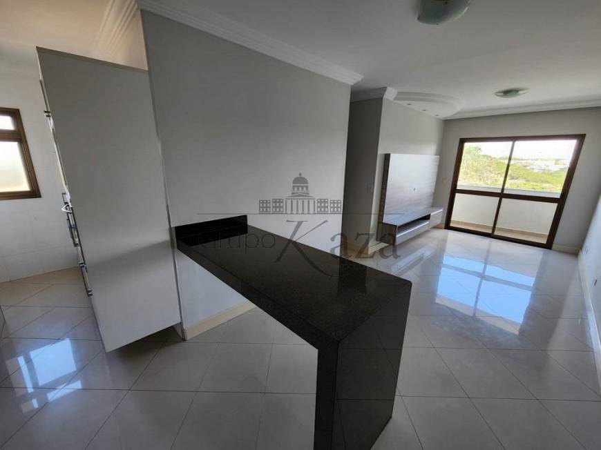 Foto 3 de Apartamento com 3 Quartos à venda, 74m² em Bosque dos Eucaliptos, São José dos Campos