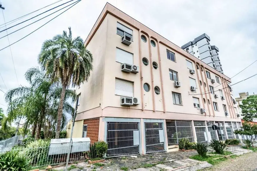 Foto 1 de Apartamento com 3 Quartos à venda, 82m² em Jardim São Pedro, Porto Alegre