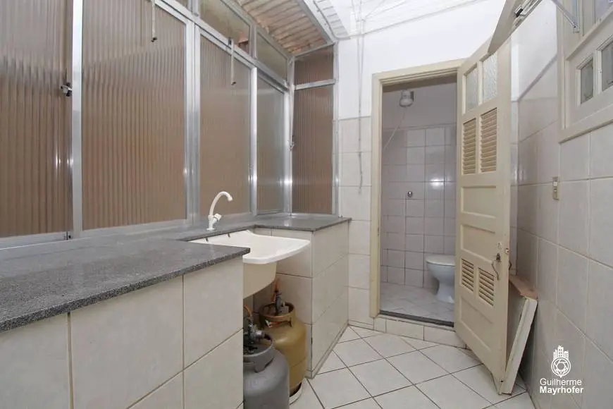 Foto 5 de Apartamento com 3 Quartos para alugar, 123m² em Santana, Porto Alegre