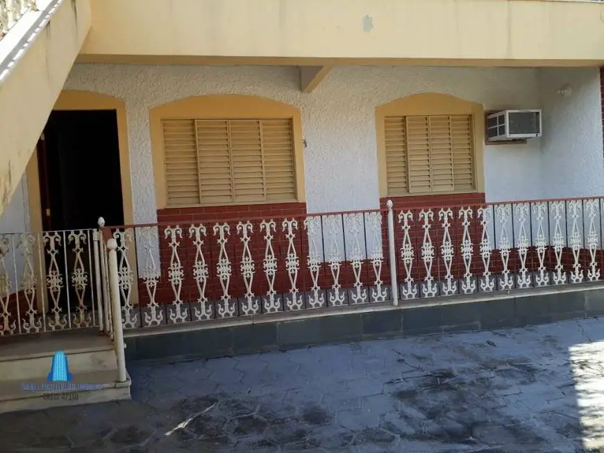 Foto 2 de Apartamento com 3 Quartos à venda, 73m² em Vila Capri, Araruama