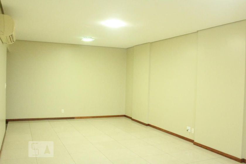 Foto 3 de Apartamento com 4 Quartos para alugar, 230m² em Adrianópolis, Manaus