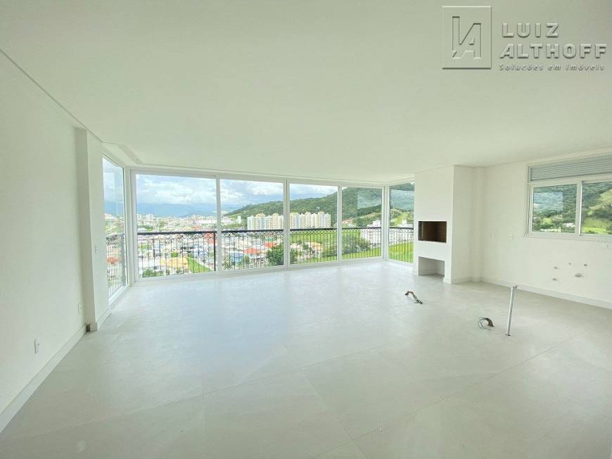 Foto 1 de Apartamento com 4 Quartos à venda, 149m² em Pedra Branca, Palhoça