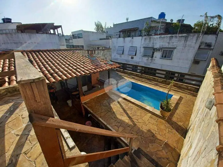 Foto 1 de Apartamento com 4 Quartos à venda, 243m² em Recreio Dos Bandeirantes, Rio de Janeiro