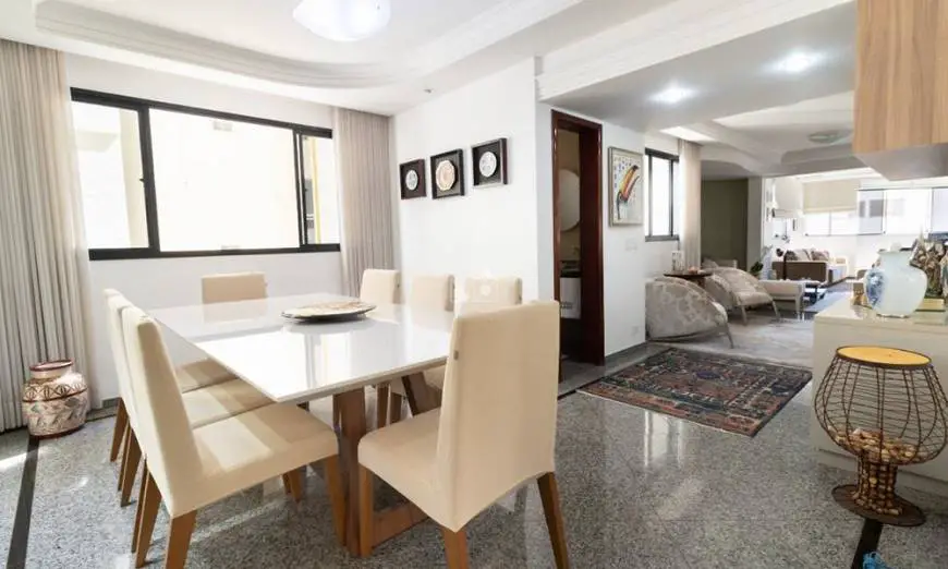 Foto 4 de Apartamento com 4 Quartos à venda, 213m² em Setor Bueno, Goiânia