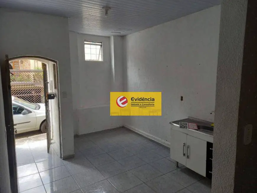 Foto 4 de Casa com 1 Quarto para alugar, 70m² em Vila Alice, Santo André