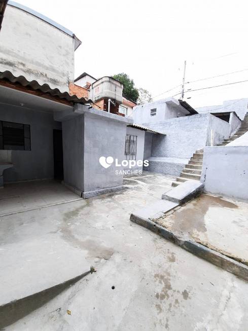 Foto 3 de Casa com 1 Quarto para alugar, 24m² em Vila Curuçá, Santo André