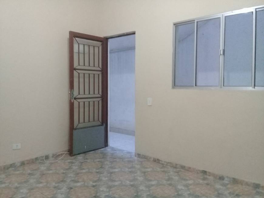 Foto 5 de Casa com 2 Quartos para alugar, 100m² em Alto da Vila Menck, Carapicuíba