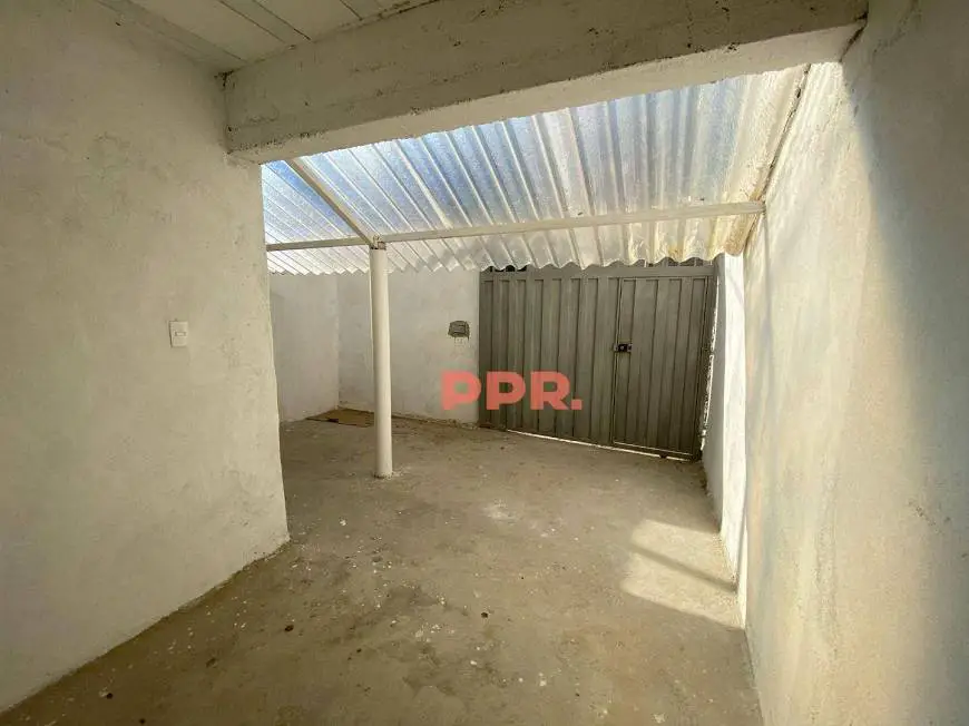 Foto 4 de Casa com 2 Quartos para alugar, 75m² em Ana Lucia, Sabará