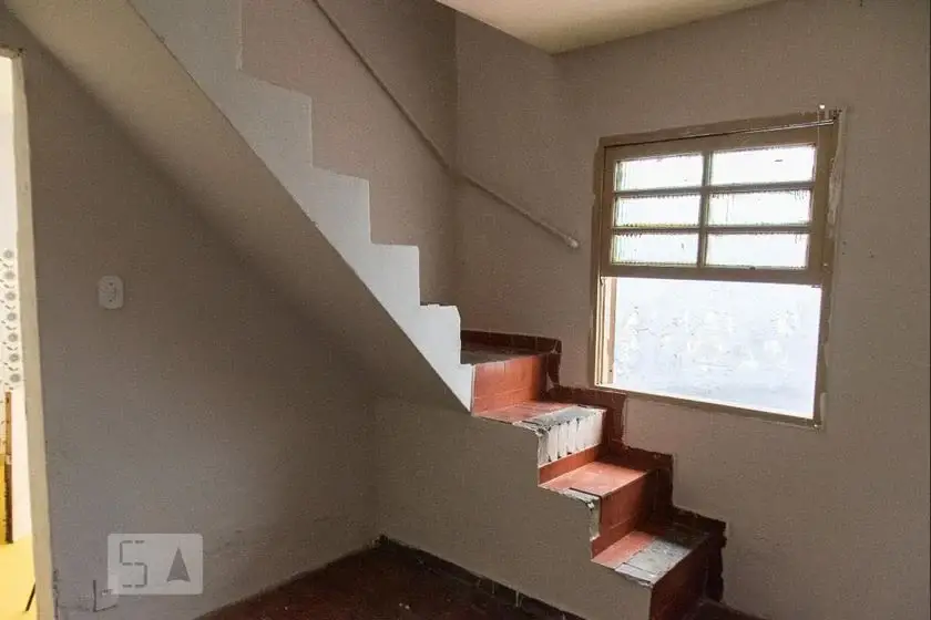 Foto 3 de Casa com 2 Quartos para alugar, 60m² em Cambuci, São Paulo