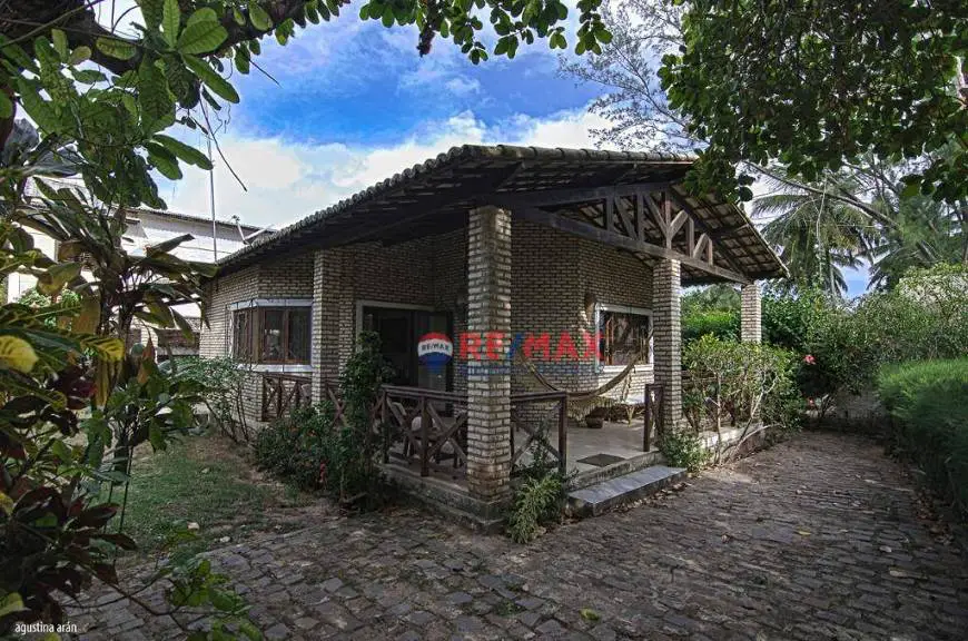 Foto 1 de Casa com 2 Quartos à venda, 122m² em Centro, Tibau do Sul