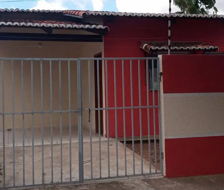 Foto 2 de Casa com 2 Quartos à venda, 85m² em Tomba, Feira de Santana