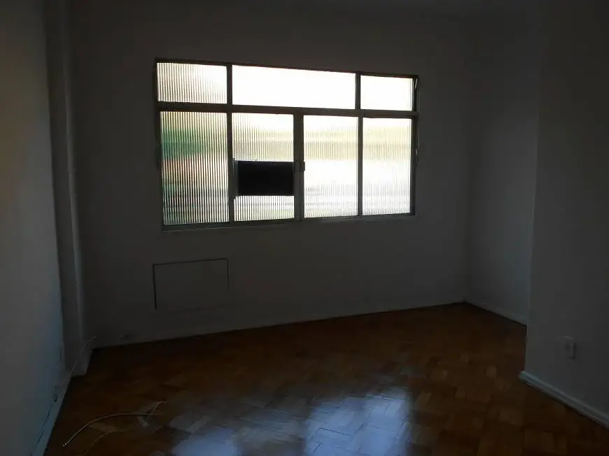 Foto 2 de Casa com 2 Quartos para alugar, 93m² em Vila Isabel, Rio de Janeiro