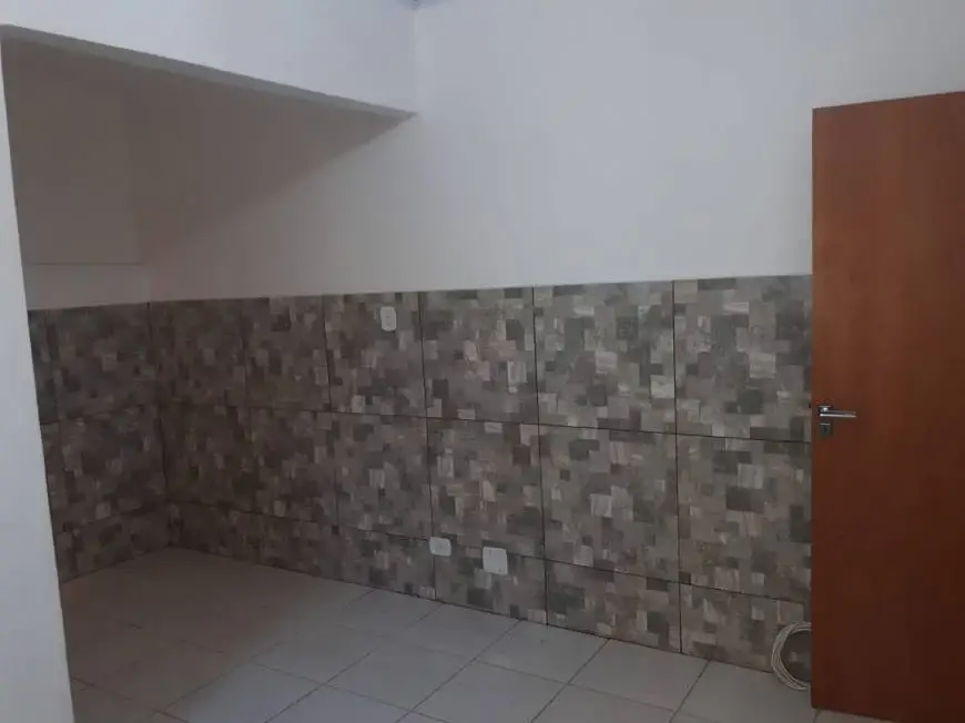 Foto 3 de Casa com 2 Quartos para alugar, 90m² em Vila Monte Alegre, São Paulo