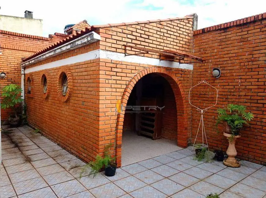 Foto 1 de Casa com 3 Quartos à venda, 180m² em Centro, Pelotas