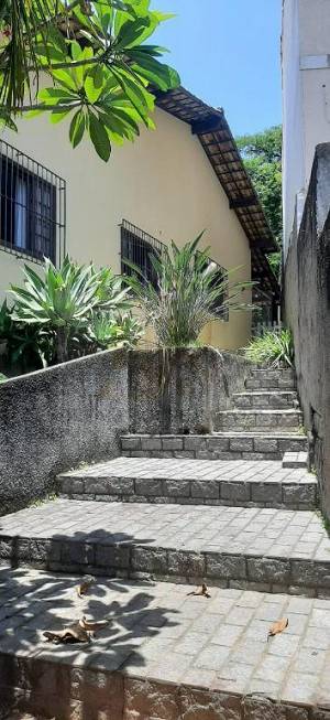 Foto 1 de Casa com 3 Quartos à venda, 225m² em Jardim Imbui, Niterói