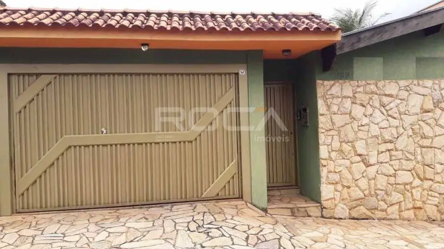 Foto 1 de Casa com 3 Quartos para venda ou aluguel, 210m² em Parque dos Bandeirantes, Ribeirão Preto