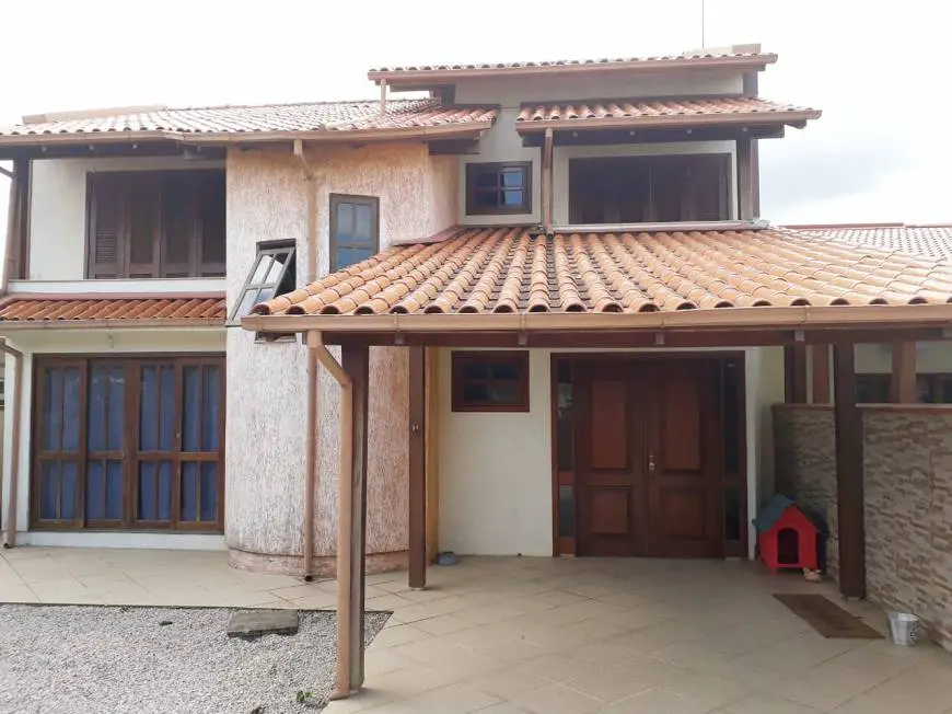 Foto 2 de Casa com 3 Quartos à venda, 154m² em Praia João Rosa, Biguaçu