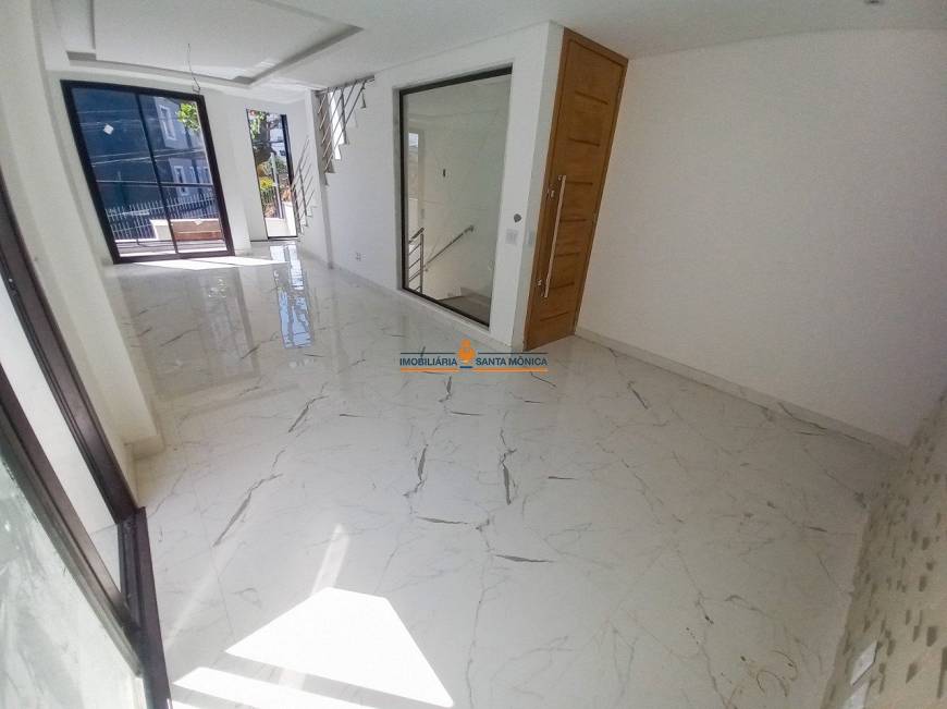 Foto 1 de Casa com 3 Quartos à venda, 180m² em Santa Rosa, Belo Horizonte