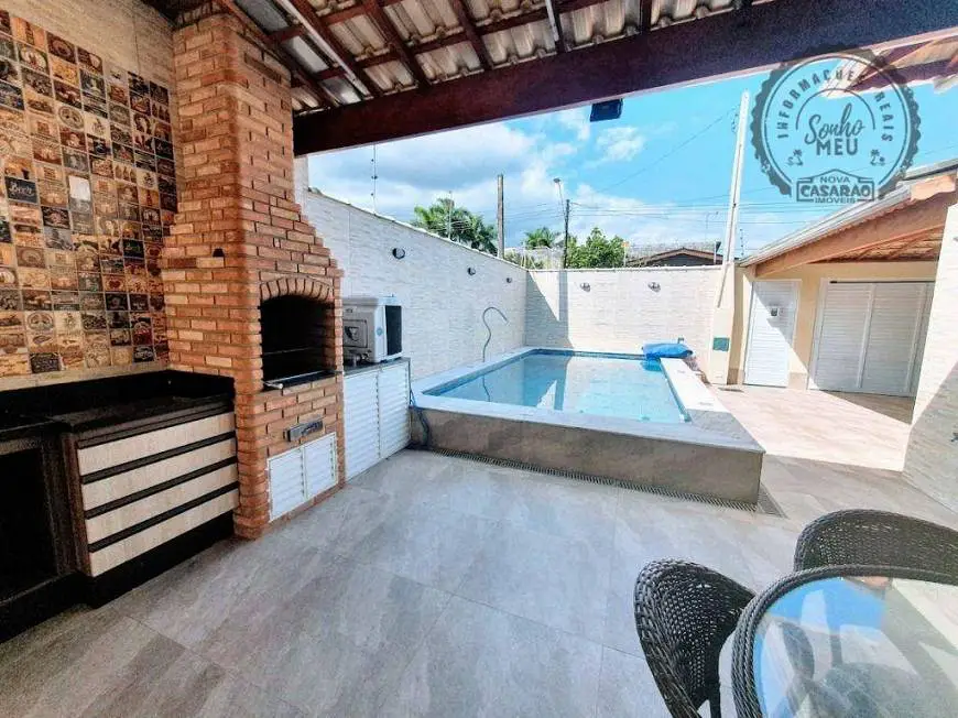 Foto 1 de Casa com 4 Quartos à venda, 220m² em Balneario Florida, Praia Grande