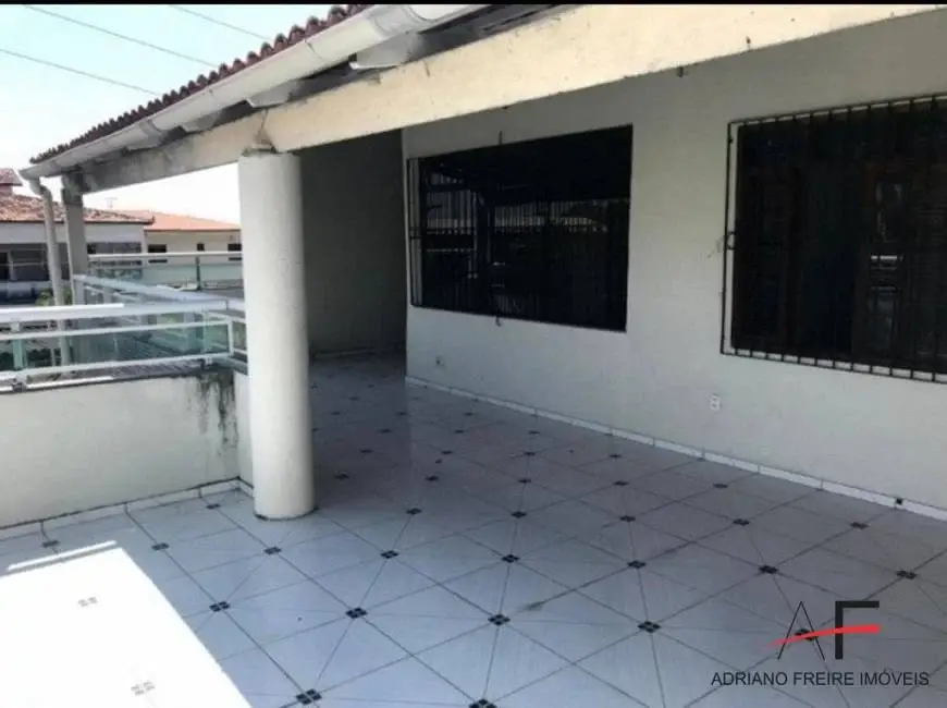 Foto 5 de Casa com 6 Quartos para alugar, 330m² em BOA VISTA, Fortaleza