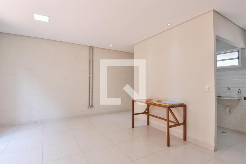 Foto 4 de Casa de Condomínio com 2 Quartos para alugar, 110m² em Vila Alpina, São Paulo