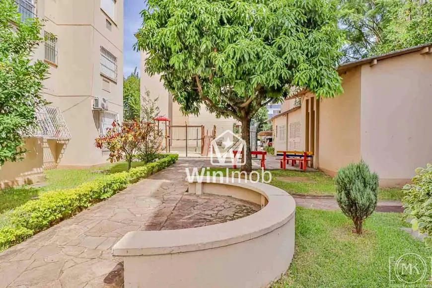 Foto 2 de Apartamento com 1 Quarto à venda, 38m² em Jardim Planalto, Porto Alegre
