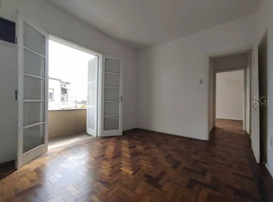 Foto 1 de Apartamento com 1 Quarto à venda, 41m² em São João, Porto Alegre