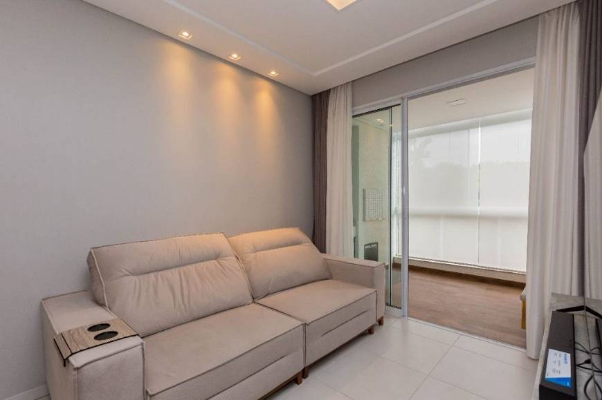 Foto 3 de Apartamento com 2 Quartos para alugar, 86m² em Campo Comprido, Curitiba