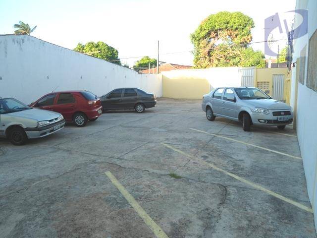 Foto 3 de Apartamento com 2 Quartos para alugar, 55m² em Cidade dos Funcionários, Fortaleza