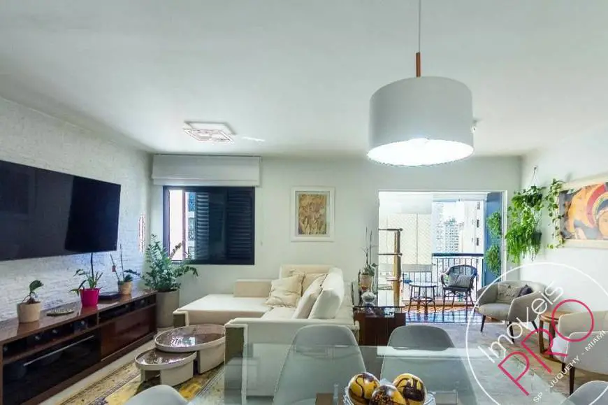 Foto 1 de Apartamento com 2 Quartos à venda, 90m² em Moema, São Paulo