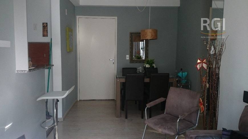 Foto 5 de Apartamento com 2 Quartos à venda, 48m² em Passo das Pedras, Porto Alegre