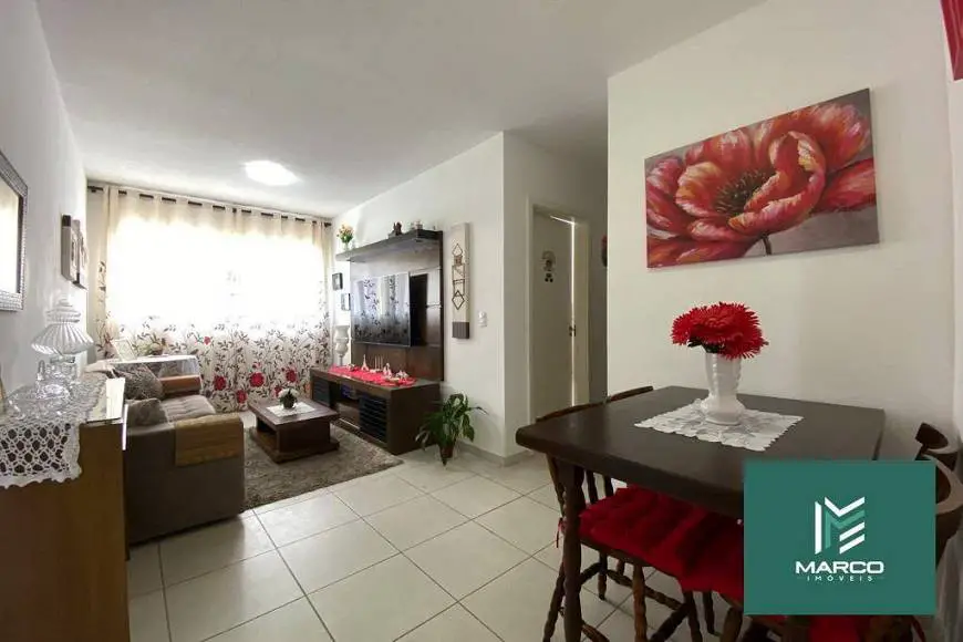 Foto 1 de Apartamento com 2 Quartos à venda, 51m² em Pimenteiras, Teresópolis