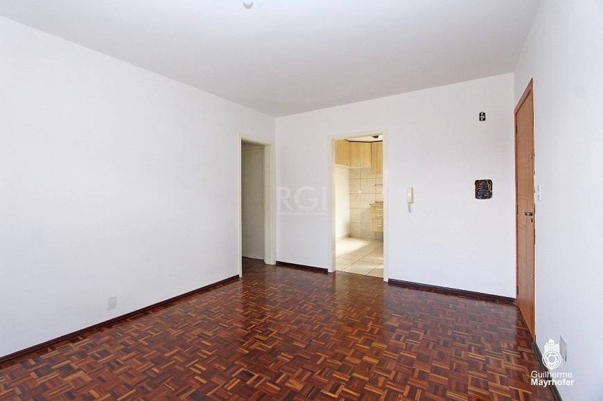 Foto 3 de Apartamento com 2 Quartos à venda, 62m² em Sarandi, Porto Alegre
