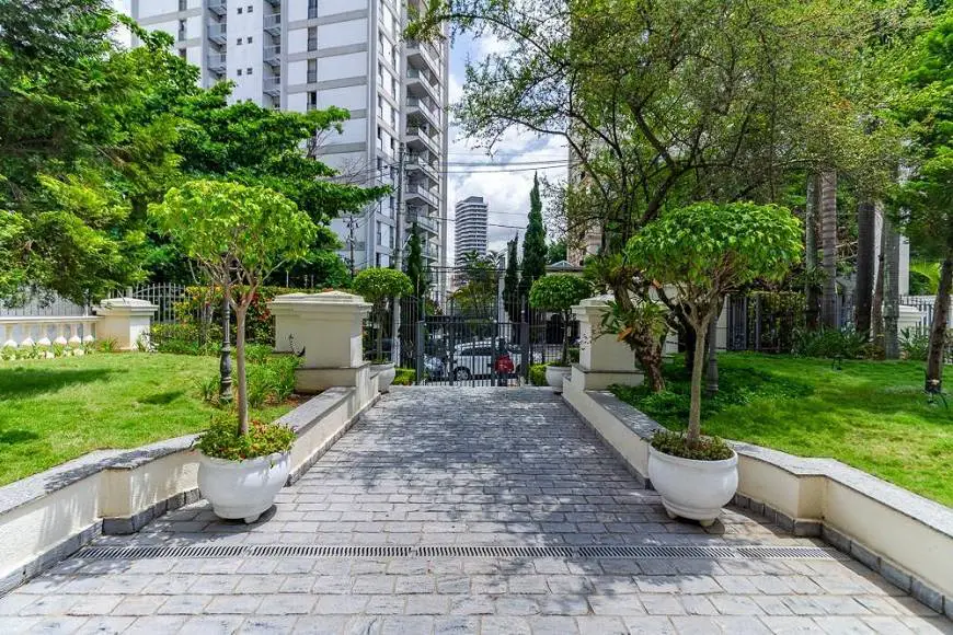 Foto 5 de Apartamento com 2 Quartos à venda, 85m² em Vila Nova Conceição, São Paulo